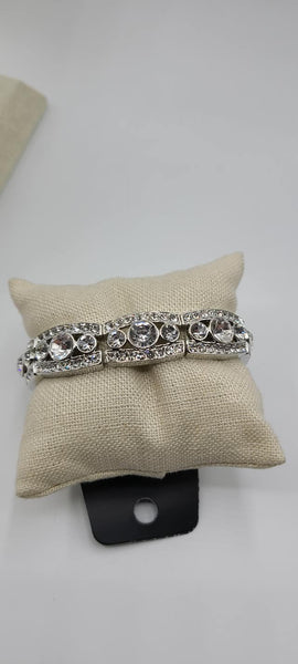 Easy On The Ice White Bracelet