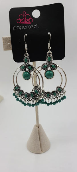 Palm Breeze Green Earrings