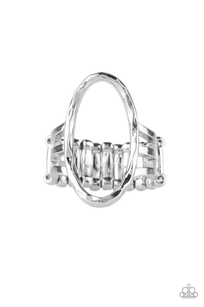 Center Chic Silver Ring