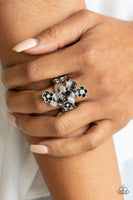 daisy delight black ring