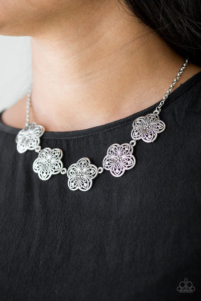 Garden Groove - Silver Necklace