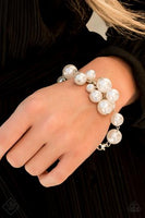 Girls In Pearls- White Bracelet