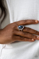 Metro Marina - Blue Ring